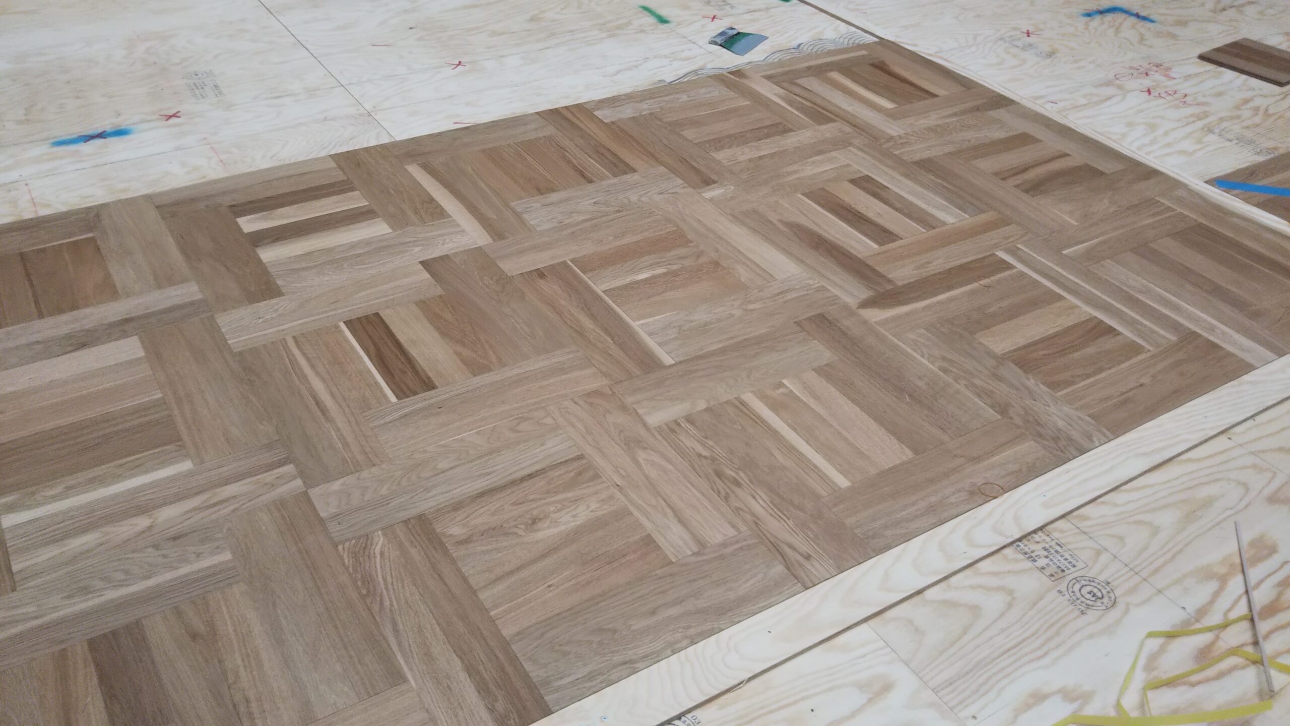 フローリング直貼り工法とは？メリット・デメリットを徹底解説